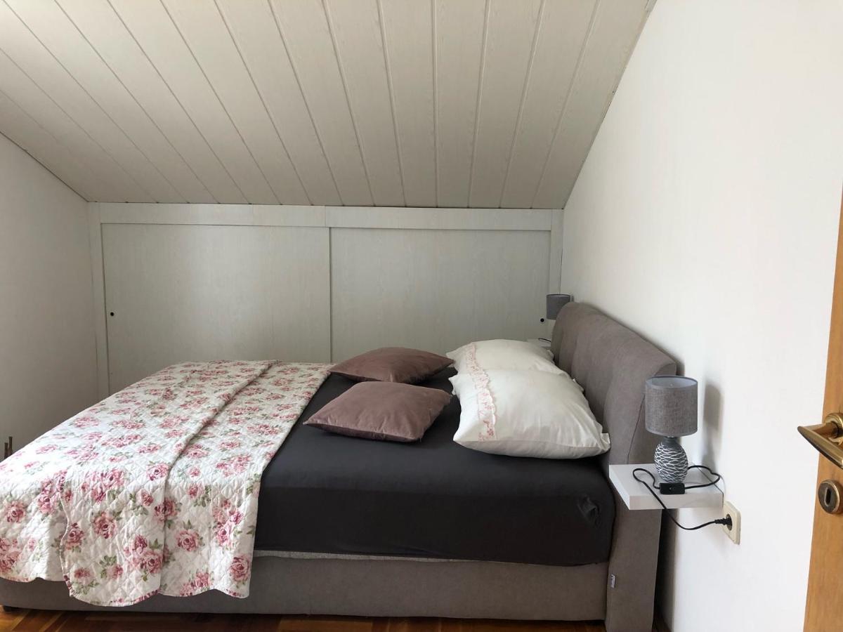 Apartment Bojana Novi Vinodolski Bagian luar foto