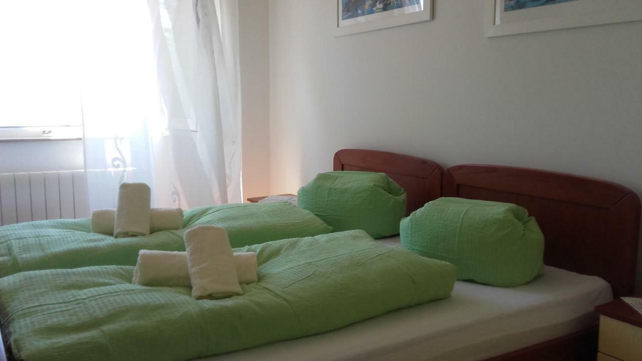 Apartment Bojana Novi Vinodolski Bagian luar foto